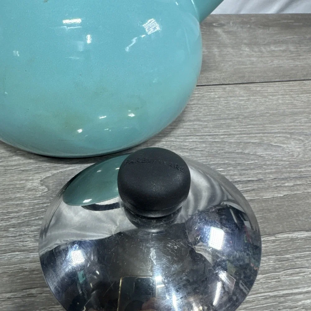 Farberware Luna Whistling Tea Pot Kettle 2.5 qt Aqua Enamel on Steel